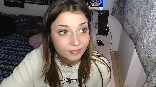 AlienforTwenty online show from March 2026 11:32:01 AM