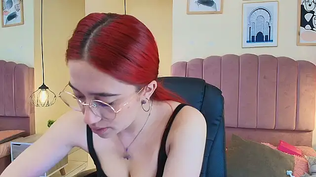 Celestee15  online show from February 2026 11:29:02 AM