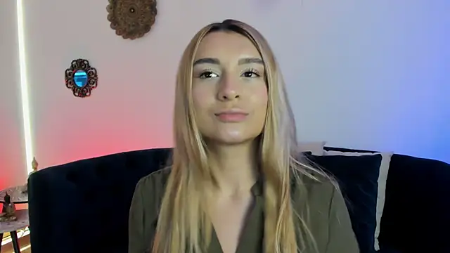 Morgan Lux online show from January 2026 12:32:02 PM