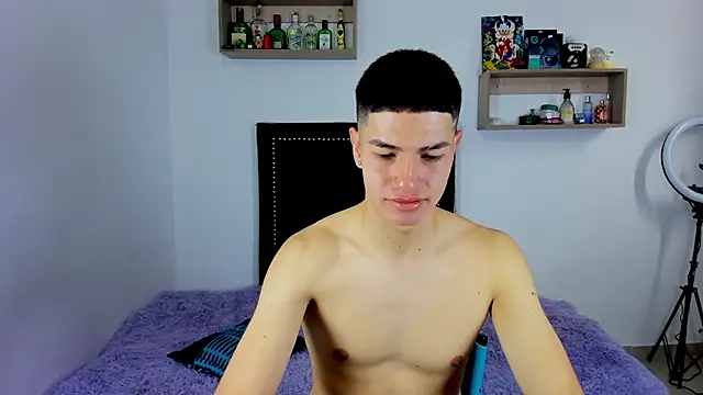 Nico Nocturne online show from December 2025 06:27:01 PM