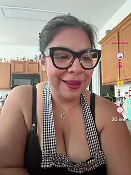 BettyWhispers online show from June 2026 04:13:01 PM