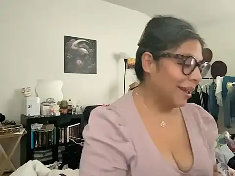 BettyWhispers online show from July 2026 06:43:02 PM