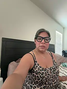 BettyWhispers online show from July 2026 04:05:02 PM