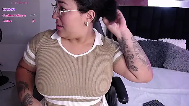 CataleyaRoselle online show from February 2026 04:59:01 PM