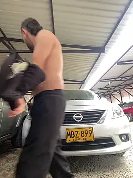 jamess 0 online show from April 2026 09:39:01 PM