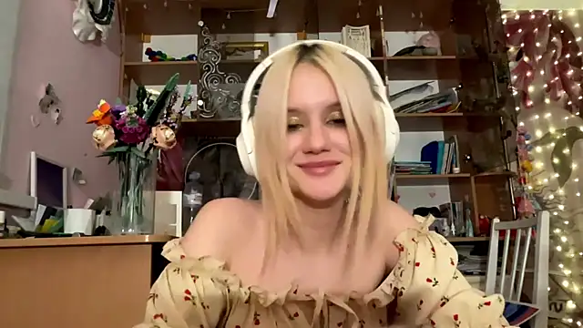 MelisaBloomy online show from December 2025 07:53:02 PM