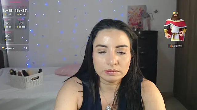 Karlinlive online show from December 2025 12:56:01 PM