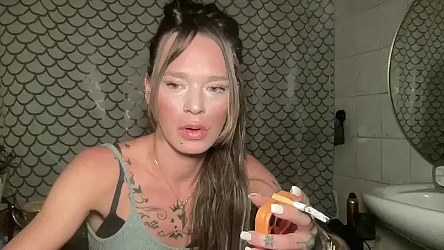 vinique99 online show from April 2026 02:12:02 PM