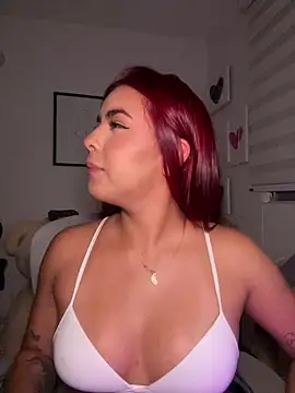 Zarahs Blare1 online show from December 2025 02:38:01 AM