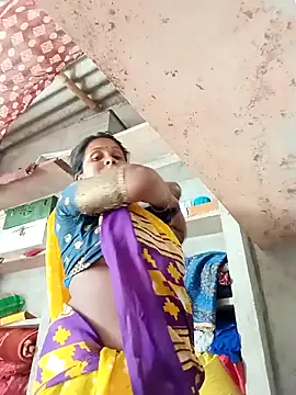 Shreya pandit online show from April 2026 06:17:02 AM