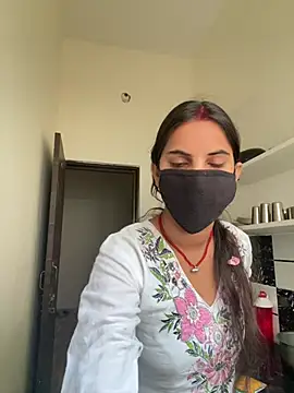 Pooja Love143 online show from April 2026 06:19:01 AM