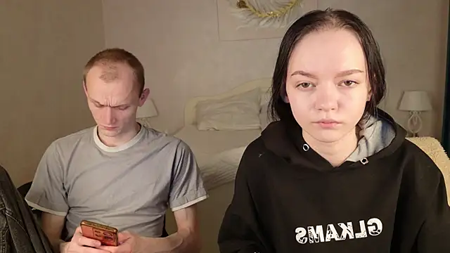 WeksaMur online show from April 2026 07:12:02 PM