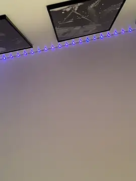 Melissaa00 online show from April 2026 01:26:01 PM