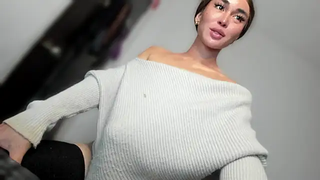 Snapshot of mxshemale_ladyboy chatting on May 2026 07:21:01 PM mxshemale ladyboy online show from May 2026 07:21:01 PM