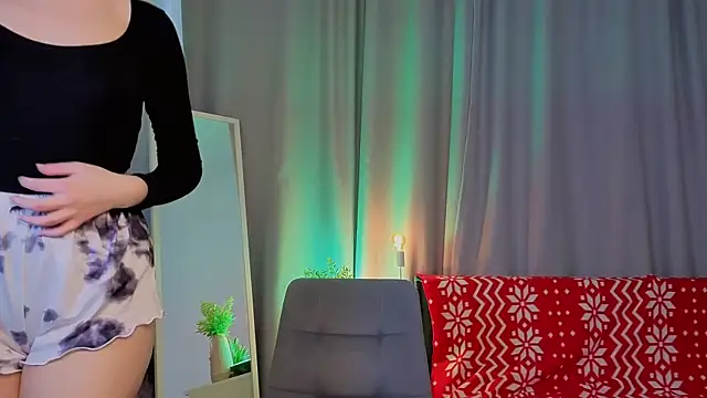 Leyla crsh online show from February 2026 05:19:02 AM