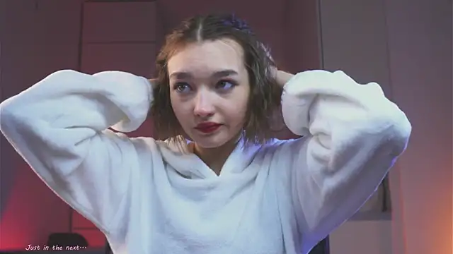 Leyla crsh online show from April 2026 05:04:02 AM