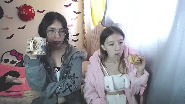 Briar y Blair online show from March 2026 02:31:02 PM