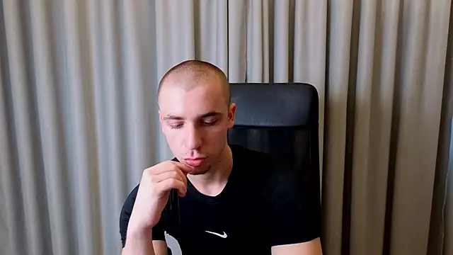 KellenWest online show from April 2026 04:46:02 AM