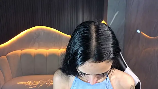 Tifany Tx online show from April 2026 01:01:01 PM