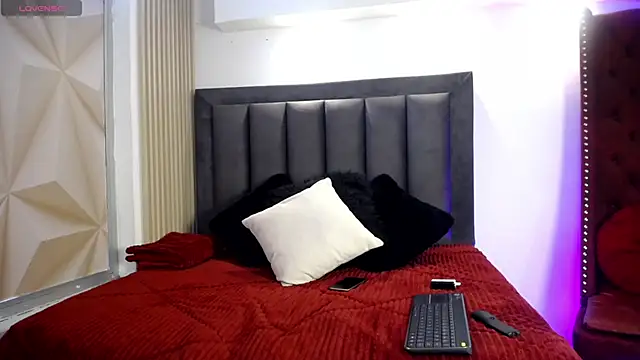 TransDivaSantana online show from April 2026 08:42:01 PM