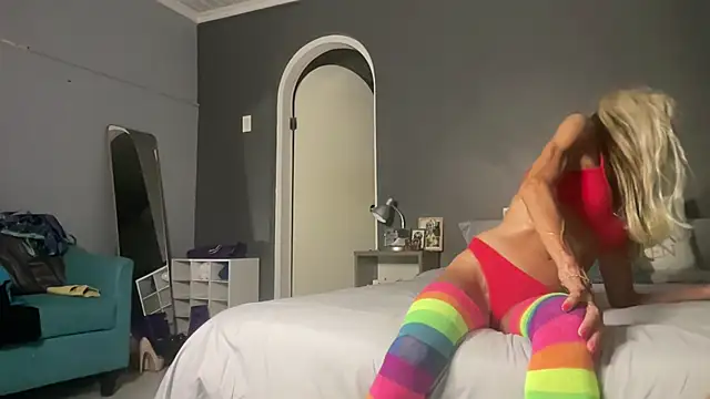 siennadiamond online show from February 2026 01:26:01 AM