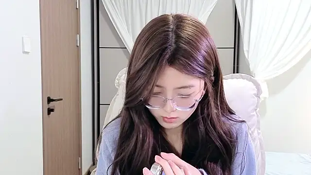 Koikoi    online show from March 2026 06:52:01 AM