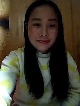 Chloe-ee online show from December 2025 12:10:01 PM