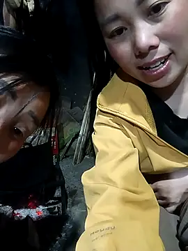 Chloe-ee online show from March 2026 01:47:01 AM