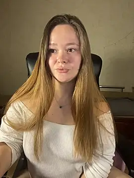 CaramelleSugarr online show from April 2026 06:27:02 PM