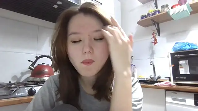 Snapshot of VelmaMaasch chatting on December 2025 02:56:02 PM VelmaMaasch online show from December 2025 02:56:02 PM