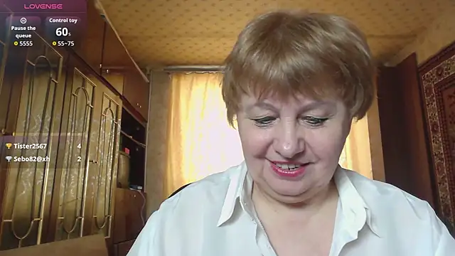 Casey peach online show from February 2026 06:56:01 AM