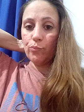 SofiEsteves online show from December 2025 01:44:01 AM