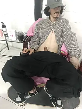 sk8-boy online show from April 2026 02:43:01 PM