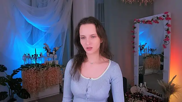 Snapshot of Ariadna_Shy chatting on February 2025 10:37:01 PM Ariadna Shy online show from February 2025 10:37:01 PM