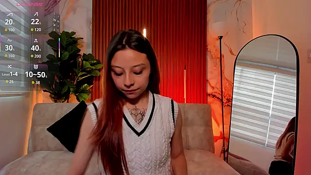 Nickie reed  online show from January 2026 08:00:01 PM