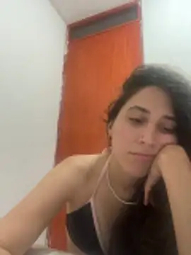 LatinDoll8 online show from April 2026 01:43:01 AM