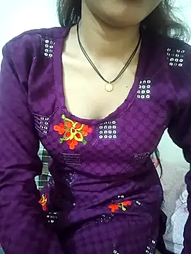Snapshot of Tanya_mital12 chatting on February 2026 05:26:01 AM Tanya mital12 online show from February 2026 05:26:01 AM