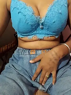 Snapshot of Tanya_mital12 chatting on May 2026 04:45:01 PM Tanya mital12 online show from May 2026 04:45:01 PM