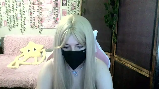 MysticYumiko online show from April 2026 07:22:01 AM