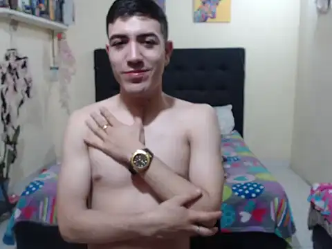 thiago collins9 online show from December 2025 02:42:02 AM