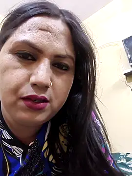 Hotmylips online show from April 2026 03:36:02 PM