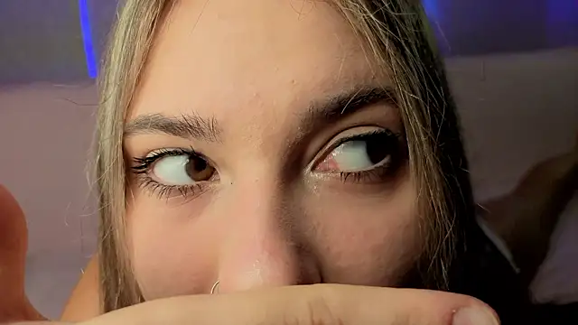 angel lin online show from March 2026 01:14:02 PM