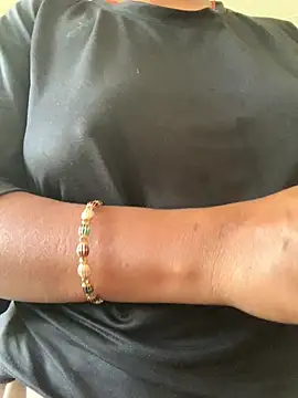 missmisha01 online show from April 2026 02:06:01 AM