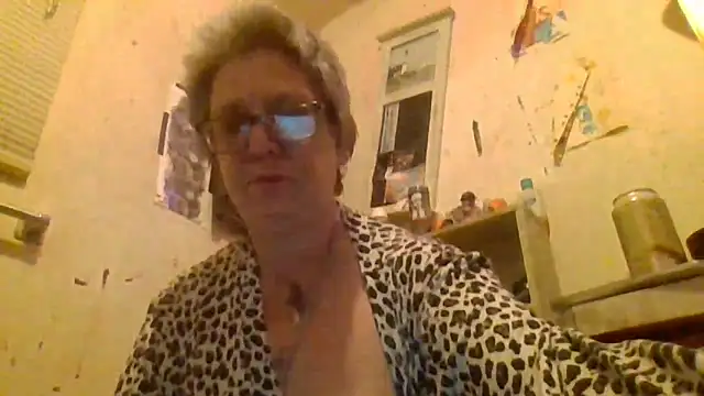 becky1111 online show from April 2026 10:09:01 AM