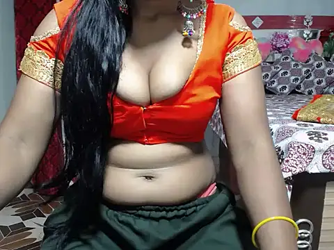 Snapshot of surbhi01 chatting on June 2026 09:17:01 PM surbhi01 online show from June 2026 09:17:01 PM