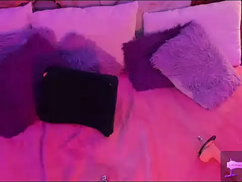 isabellagiirl online show from December 2025 03:51:02 PM