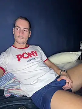 maximuss789 online show from April 2026 02:37:02 AM