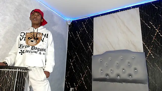 Yoim Williams online show from January 2026 01:19:01 AM