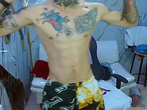 Snapshot of Boy_tatto77 chatting on June 2026 01:32:02 AM Boy tatto77 online show from June 2026 01:32:02 AM