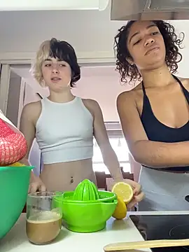 MikaScarlet online show from April 2026 08:42:01 AM